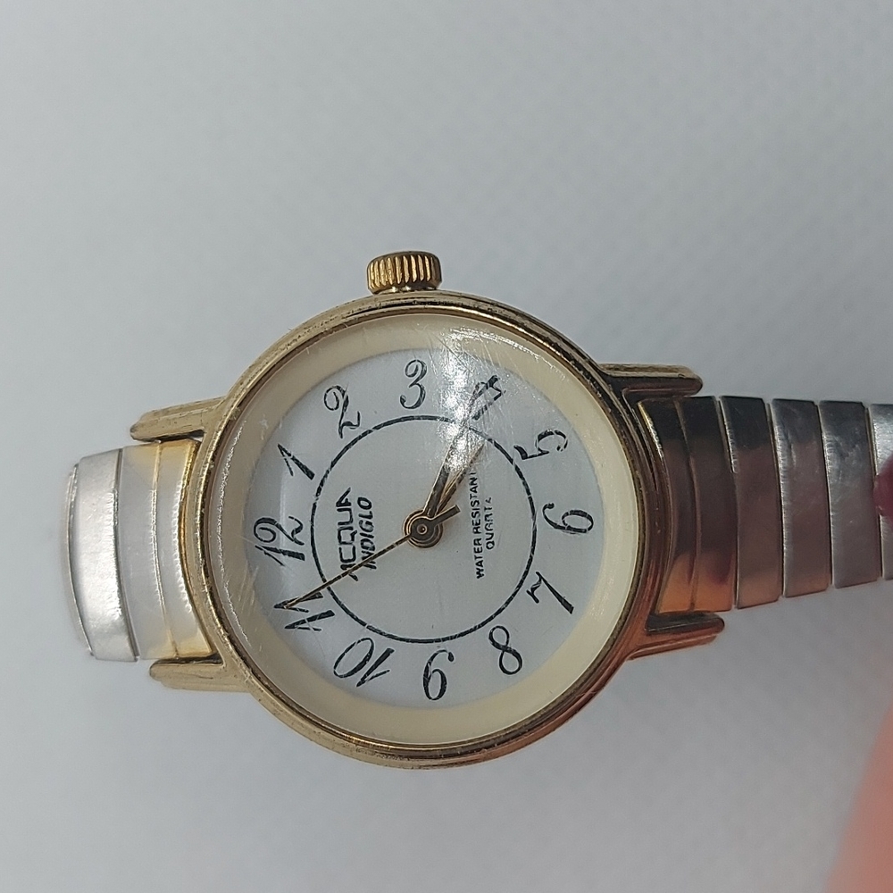 Vintage Acqua Indiglo Ladies Watch